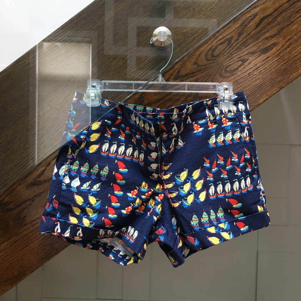 🌸3/$20 Mid waisted J.Crew patterned shorts